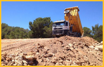 Servicio de transporte de áridos en Formentera